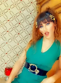 Sherry - Transsexual escort in Cairo Photo 2 of 6