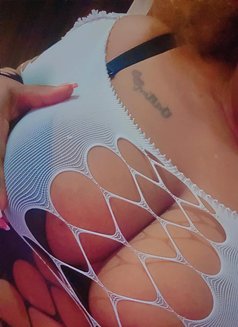 Sherry - escort in Gurgaon Photo 5 of 11