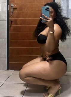 Kelly - escort in Indore Photo 1 of 2