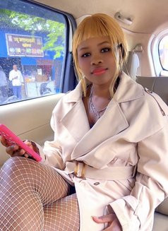 Sherry - escort in Pune Photo 9 of 16