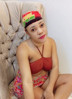 Sherry - puta in Riyadh Photo 1 of 4