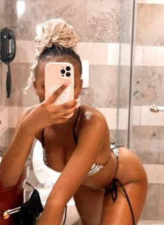 Sherry - puta in Guangzhou Photo 3 of 4