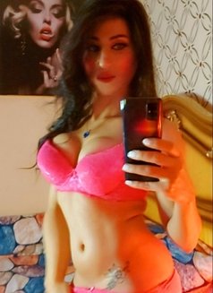 Shery - Transsexual escort in Cairo Photo 24 of 24