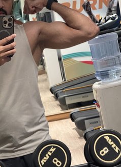 Shery “Your Satisfaction matters” - masseur in Dubai Photo 6 of 6