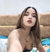Sherya - escort in Stuttgart Photo 1 of 1