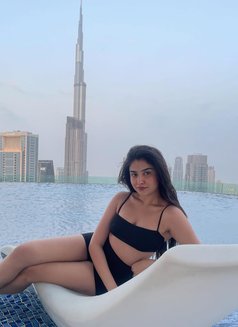 Shetal Vip Companion - puta in Dubai Photo 1 of 5