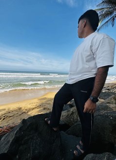 Shevin Mrc - Male escort in Colombo Photo 2 of 3