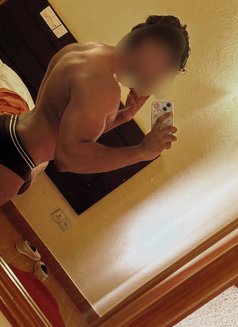 Shevin - Male escort in Nuwara Eliya Photo 1 of 1