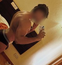 Shevin - Male escort in Nuwara Eliya