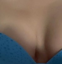 Shevini - puta in Colombo