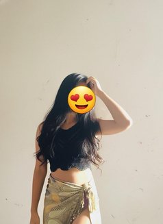 Shevini - puta in Colombo Photo 3 of 3