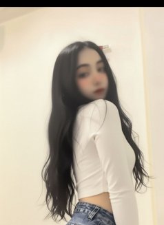 Shevini - escort in Colombo Photo 4 of 5