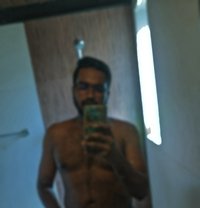 Shevon (Bi) - Male companion in Colombo