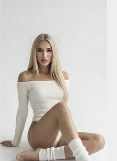 Sultanka - Transsexual escort in Baku Photo 1 of 21