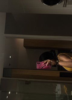 Sheyla - escort in Bangkok Photo 2 of 5