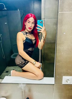 Sheyla - Transsexual escort in Barcelona Photo 4 of 7