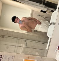 Sheyx - masseur in Dubai