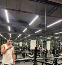 Sheyx - masseur in Dubai