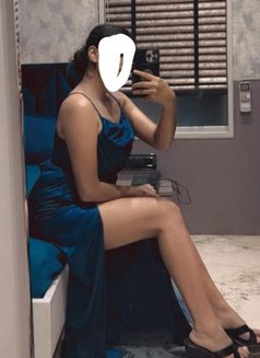 Shezoon - escort in Colombo Photo 2 of 3