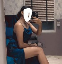 Shezoon - escort in Colombo