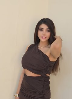 Shida new the best in muscat - escort in Muscat Photo 2 of 9