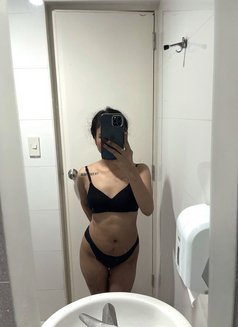 Shiela Mae Sy - escort in Makati City Photo 13 of 14