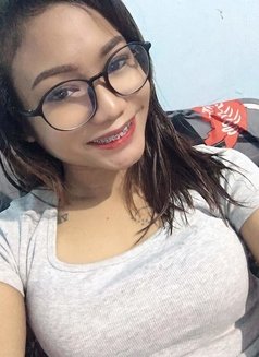 Shiela Maesy Sexy Slim Lactating Milf - puta in Manila Photo 3 of 5
