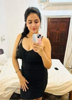 Shifra Joshi Real Meet Cam Service 24/7 - escort in Vadodara Photo 1 of 1