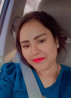 Shikha Live Cam & Real Meet - puta in New Delhi Photo 3 of 3