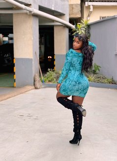 Shiks - puta in Nairobi Photo 1 of 4