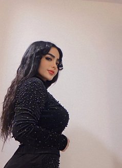 Shila - escort in Muscat Photo 2 of 7