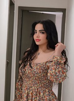Shila - escort in Muscat Photo 5 of 7