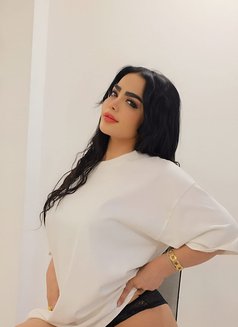 Shila - escort in Muscat Photo 7 of 7