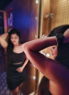 Shila Roy (Real Meet and Cam Show Dear) - escort in Hyderabad Photo 2 of 2