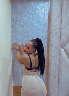 Shilla 🫦African 🥀Hot - puta in New Delhi Photo 2 of 2