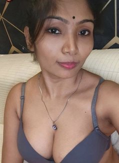 Kritika Cam Session and Real Meet - escort in Bangalore Photo 3 of 4