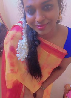 Shilpa - Transsexual escort in Bangalore Photo 2 of 8