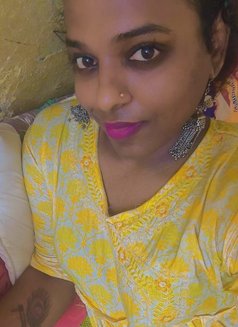 Shilpa - Transsexual escort in Bangalore Photo 4 of 8