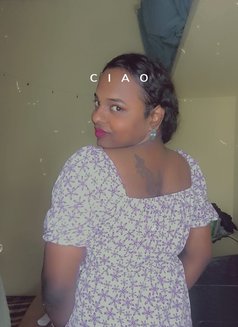 Shilpa - Transsexual escort in Bangalore Photo 5 of 8