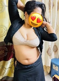 Shilpa Independent Cam or Real Meets - escort in New Delhi Photo 3 of 3