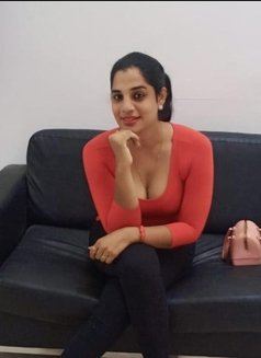 Shilpa - Transsexual escort in Chennai Photo 1 of 18