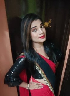 Shilpa - Transsexual escort in Chennai Photo 5 of 18