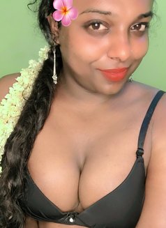 Shilpa Shilpa - Transsexual escort in Bangalore Photo 6 of 6
