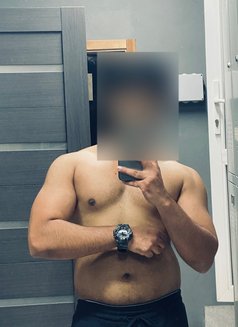 Shimalka Perera - Male escort in Colombo Photo 3 of 4