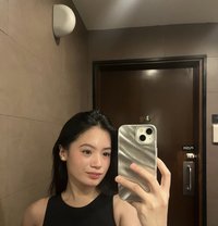 Shin - escort in Manila