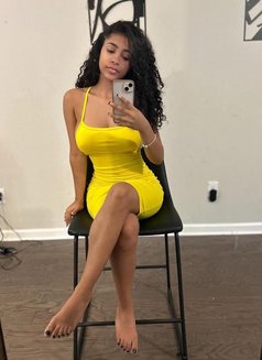 Shina - escort in Pune Photo 4 of 4