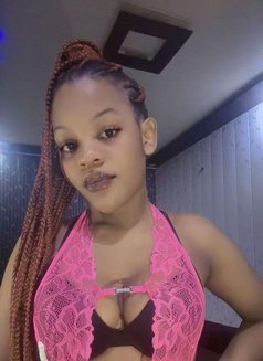 Shinah Bae - puta in Chandigarh Photo 2 of 4