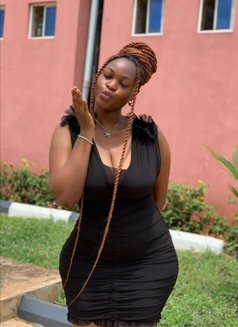 Shinah - puta in Pattaya Photo 2 of 4