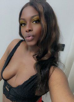 Arielle - escort in Dubai Photo 5 of 5
