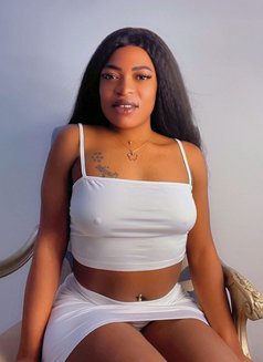 Shiney - escort in Cairo Photo 1 of 3